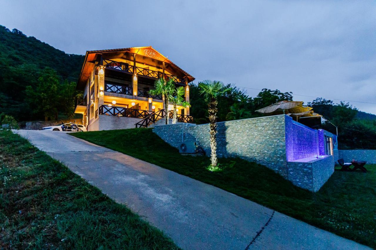 Rex Infinity View 4* Cazanele Dunarii Dubova Luaran gambar